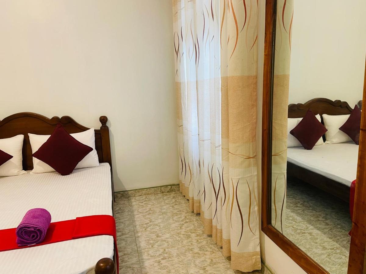 Ivana Homestay Kandy Luaran gambar