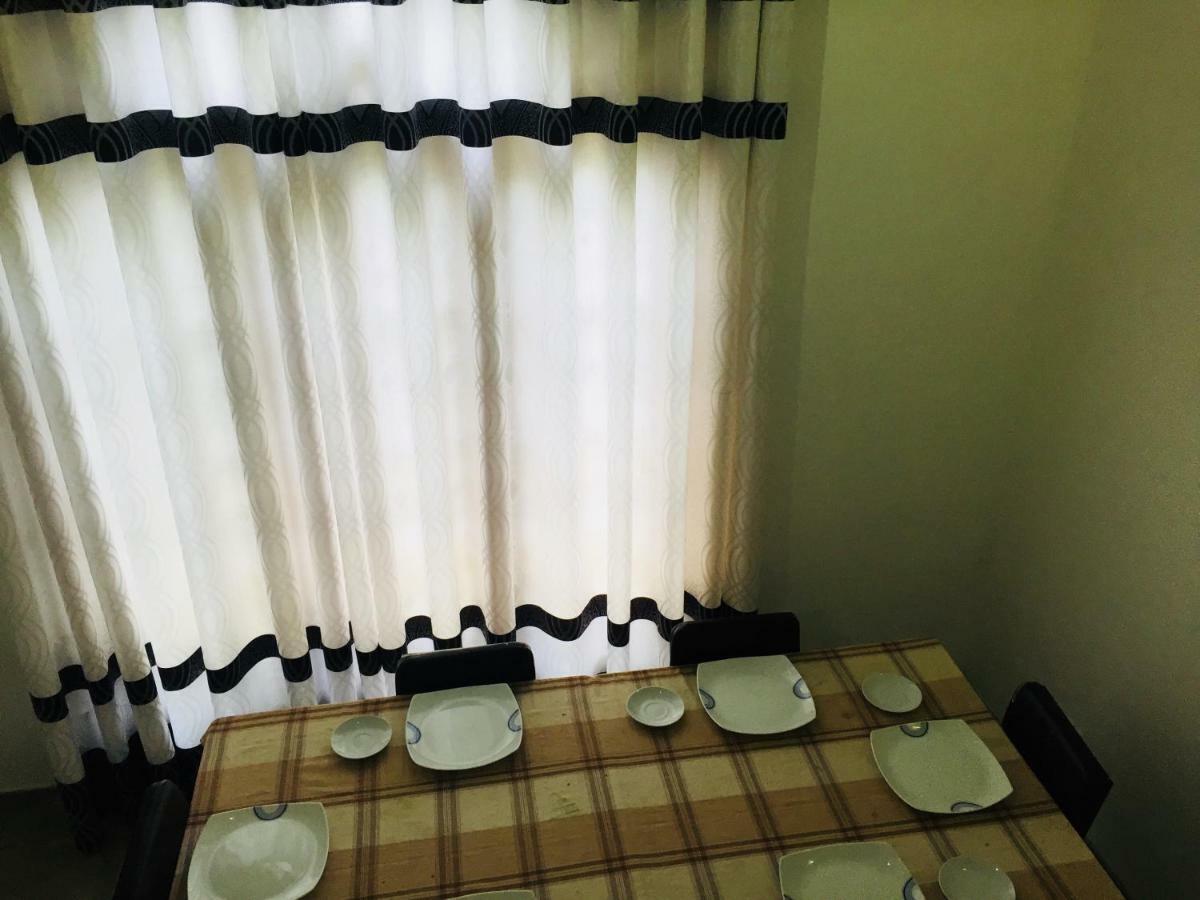 Ivana Homestay Kandy Luaran gambar